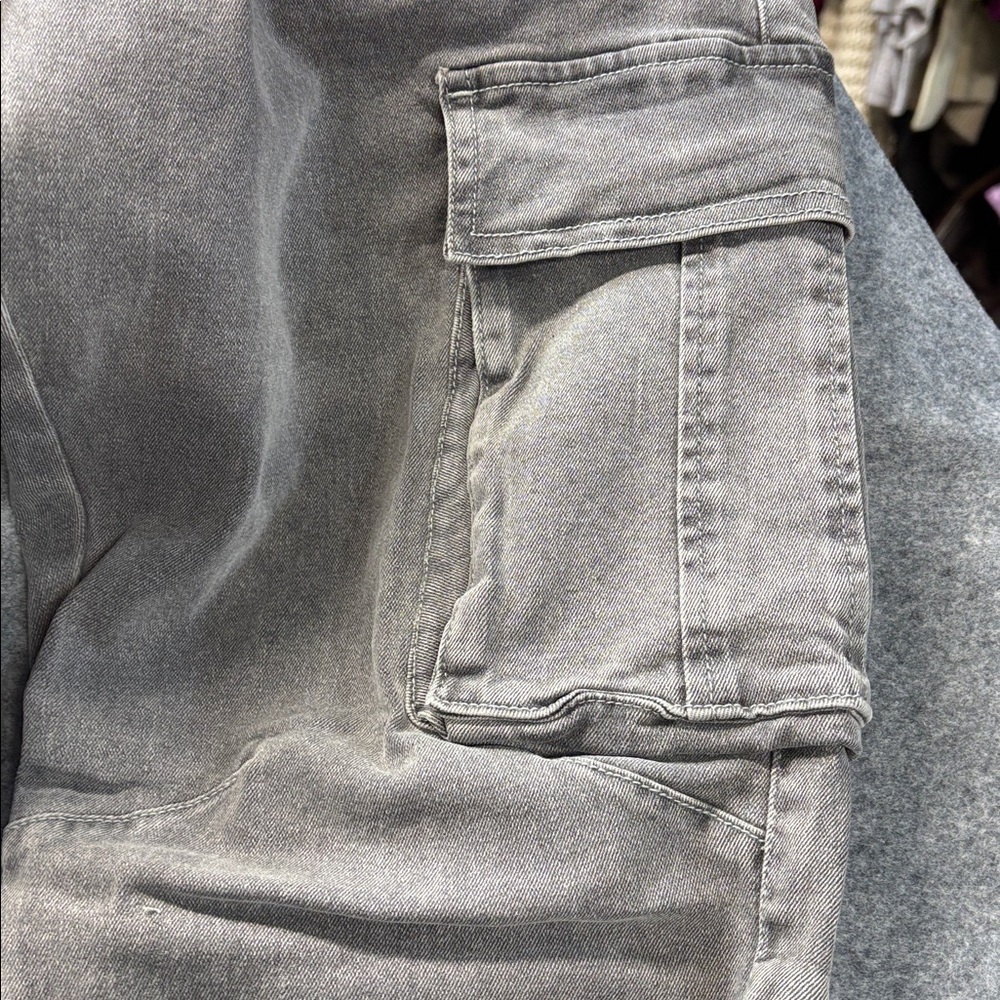 Tegias Gray stretchy large leg pocket jeans size 40 - Picture 9 of 10